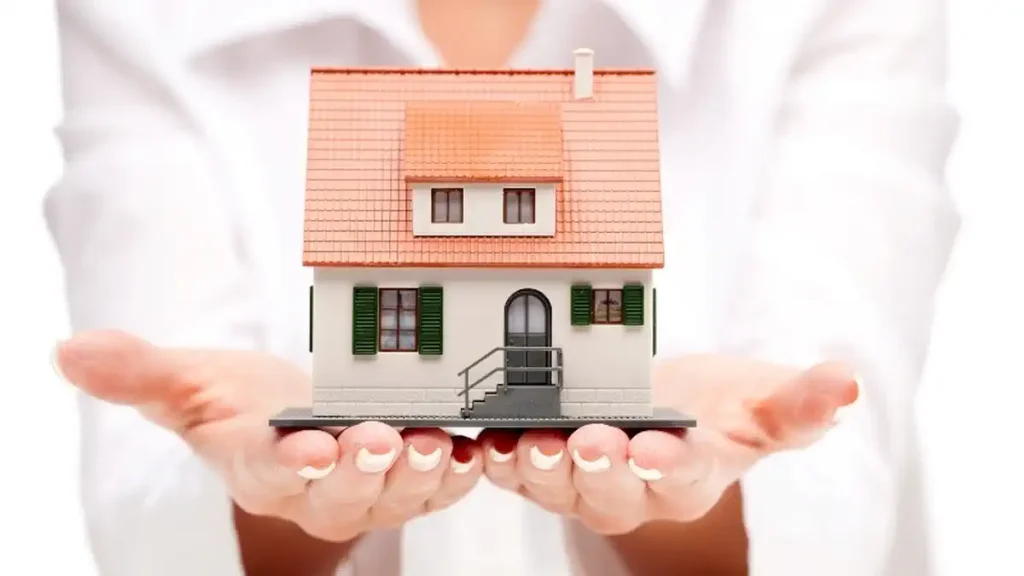 Присмотр за квартирами, домами, дачами, фермами в городе Турин или в регионе Пьемонт.