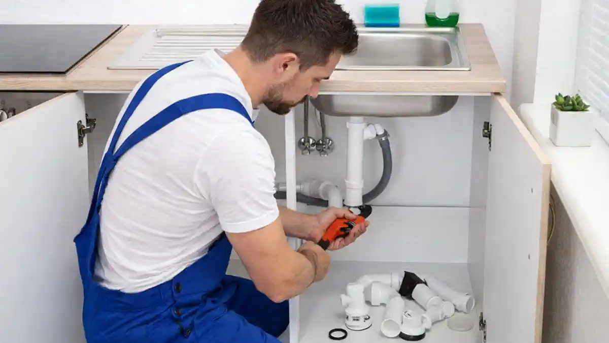 Срочный сантехник в Турине, Италия: аварийный выезд, протечки, засоры, бойлер, замена сантехники post thumbnail